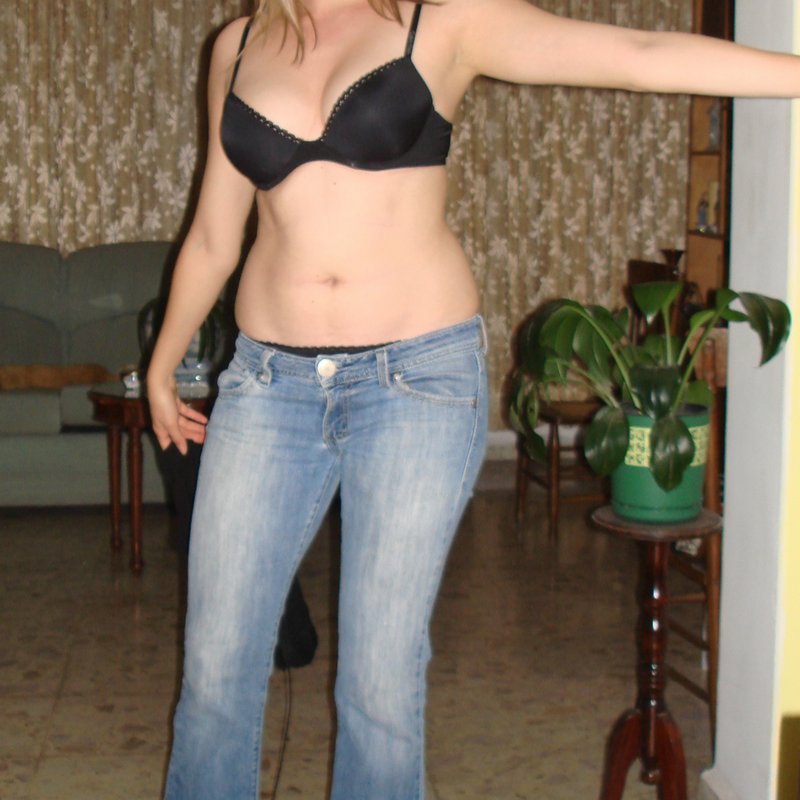 Juliane 34 Rencontre escort Mano