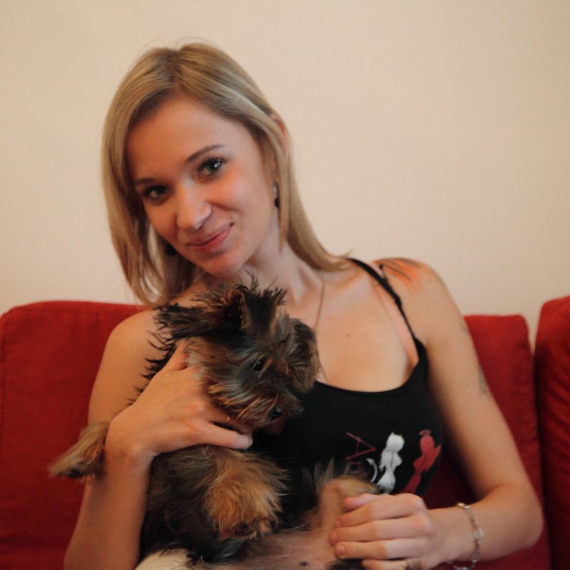 Arlette 35 Escort Villebon-sur-Yvette