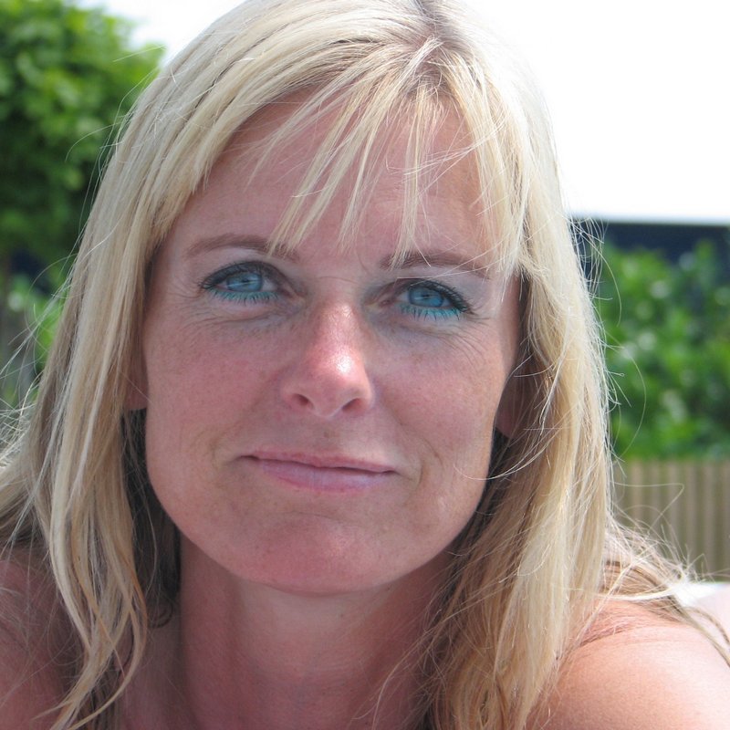 Josiane 28 Escort à Saint-Loubès