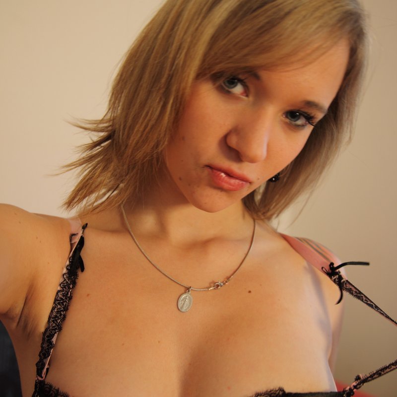 Clarice 24 Escort Bonpertuis