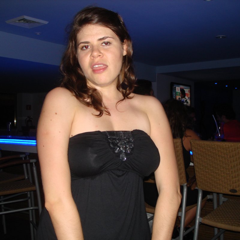 Benoite 25 Escort Sainte-Gemmes-sur-Loire