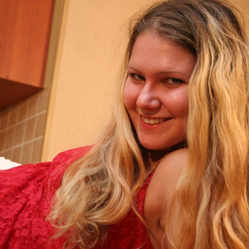 Colombe 35 Escortes discrètes Échenoz-la-Méline