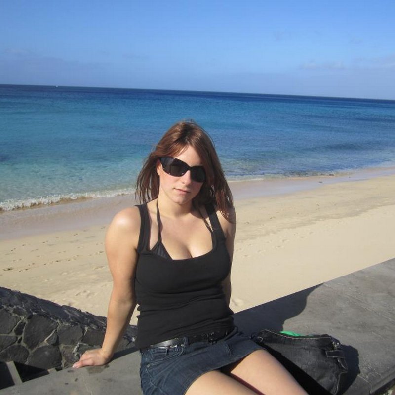 Laure 33 Escortes La Vallée