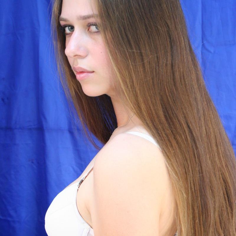 Anne 29 Escort à Brax